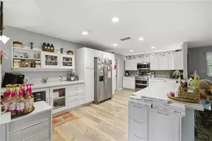 8951 SW 202nd Avenue Rd, Dunnellon, FL 34431 - Photo 3