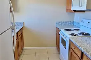 9515 Fieldview Cir, Thonotosassa, FL 33592 - Photo 7