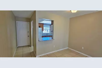 9515 Fieldview Circle, Thonotosassa, FL 33592 - Photo 5