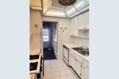 5875 18th Street N #4, Saint Petersburg, FL 33714 - Photo 9