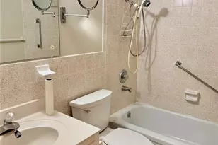 5875 18th St N, Saint Petersburg, FL 33714 - Photo 15