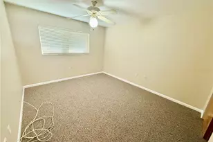 5875 18th St N, Saint Petersburg, FL 33714 - Photo 13