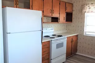 1556 Council Dr, Sun City Center, FL 33573 - Photo 7