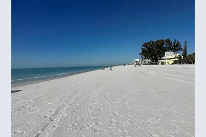 36 80th Terrace, Treasure Island, FL 33706 - Photo 9