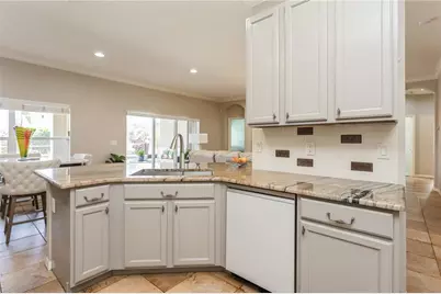 1433 Emerald Hill Way, Valrico, FL 33594 - Photo 9