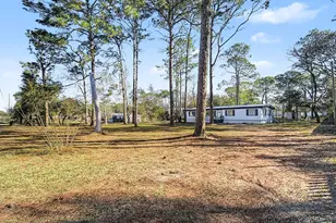 18024 Drayton St, Spring Hill, FL 34610 - Photo 47