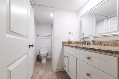 6026 E Peppertree Way #221A, Sarasota, FL 34242 - Photo 11