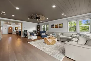 2420 14th St N, Saint Petersburg, FL 33704 - Photo 21