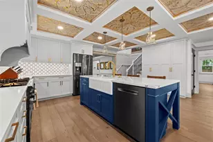 2420 14th St N, Saint Petersburg, FL 33704 - Photo 11