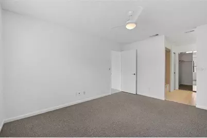 484 Santa Cruz Place NE #G, Saint Petersburg, FL 33703 - Photo 23