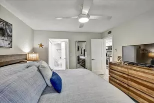 6046 W Peppertree Way, Sarasota, FL 34242 - Photo 17