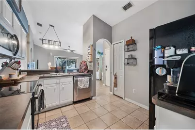 4504 Country Hills Boulevard, Plant City, FL 33563 - Photo 11