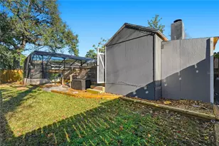 49 Valencia Cir, Safety Harbor, FL 34695 - Photo 25