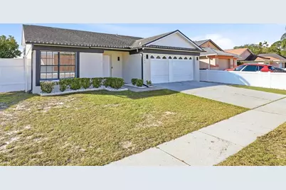 9209 Camino Villa Boulevard, Tampa, FL 33635 - Photo 3