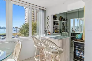 4550 Cove Cir, Saint Petersburg, FL 33708 - Photo 17