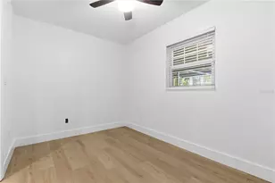 327 Sunny Ln, Belleair, FL 33756 - Photo 37