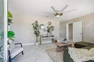 613 Savannah Ave, Lakeland, FL 33815 - Photo 3