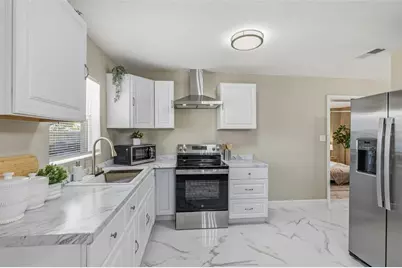 613 Savannah Avenue, Lakeland, FL 33815 - Photo 9