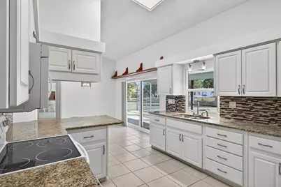 1052 Sheehan Boulevard, Port Charlotte, FL 33952 - Photo 11