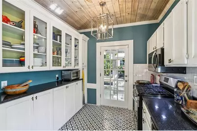 921 3rd Street N, Saint Petersburg, FL 33701 - Photo 25
