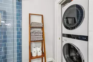 921 3rd St N, Saint Petersburg, FL 33701 - Photo 41