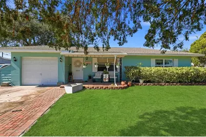 3992 62nd Street N, Saint Petersburg, FL 33709 - Photo 1