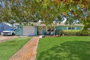 3992 62nd St N, Saint Petersburg, FL 33709 - Photo 3