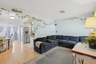 3992 62nd St N, Saint Petersburg, FL 33709 - Photo 7