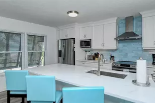 6044 W Peppertree Way, Sarasota, FL 34242 - Photo 15