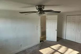 8518 Woodlake Dr, Tampa, FL 33615 - Photo 23