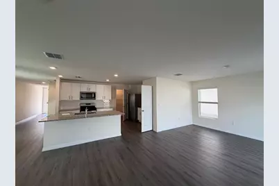 35991 Sunflower Hill Drive, Zephyrhills, FL 33541 - Photo 5