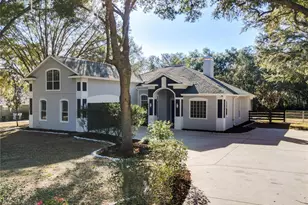 949 Hawk Landing, Fruitland Park, FL 34731 - Photo 5