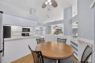 205 Linger Ln, Sun City Center, FL 33573 - Photo 13