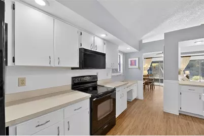 205 Linger Lane, Sun City Center, FL 33573 - Photo 19