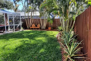 8602 Leighton Dr, Tampa, FL 33614 - Photo 21