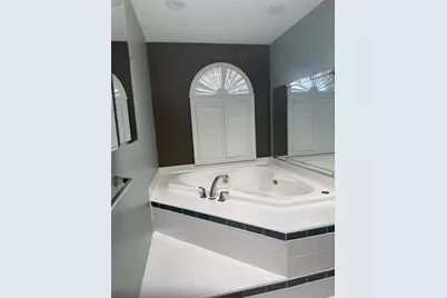 615 Harbor Island, Clearwater Beach, FL 33767 - Photo 9