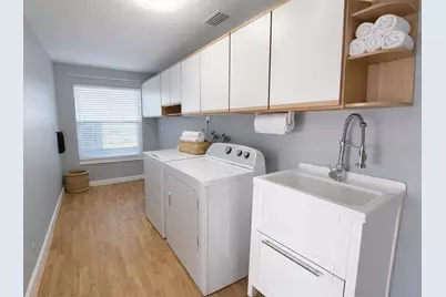 615 Harbor Island, Clearwater Beach, FL 33767 - Photo 19