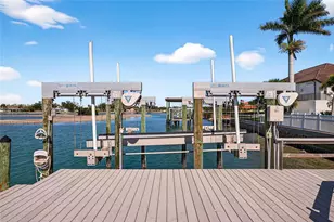 2326 Seton Ln, Largo, FL 33774 - Photo 9