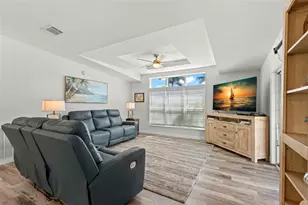 514 Mt Oak Ave NE, Saint Petersburg, FL 33702 - Photo 13