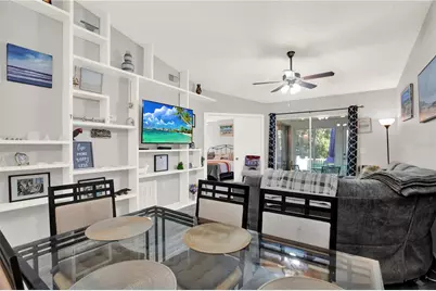 3294 Cloverplace Drive #15, Palm Harbor, FL 34684 - Photo 9