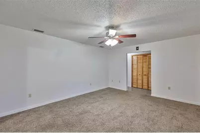 7201 E 21st Avenue, Tampa, FL 33619 - Photo 11