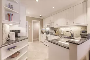 6052 W Peppertree Way, Sarasota, FL 34242 - Photo 15