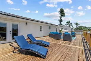 380 Colony Point Rd S, Saint Petersburg, FL 33705 - Photo 47