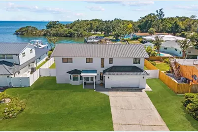 380 Colony Point Road S, Saint Petersburg, FL 33705 - Photo 1