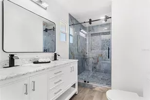 380 Colony Point Rd S, Saint Petersburg, FL 33705 - Photo 41