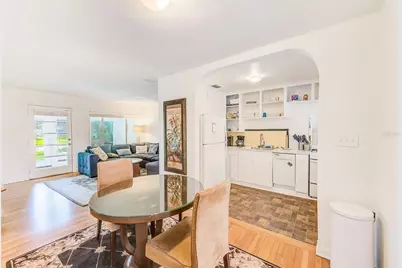 240-242 Mateo Way NE, Saint Petersburg, FL 33704 - Photo 27