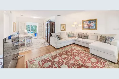 240-242 Mateo Way NE, Saint Petersburg, FL 33704 - Photo 3