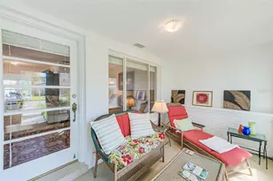 240-242 Mateo Way NE, Saint Petersburg, FL 33704 - Photo 21