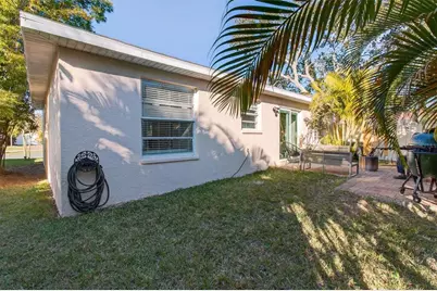 1688 Taylor Lake Circle, Largo, FL 33778 - Photo 19