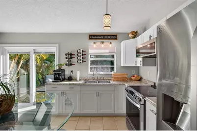 1688 Taylor Lake Circle, Largo, FL 33778 - Photo 9